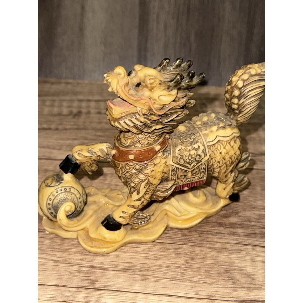 Chinese Foo Dog Qilin Statue Resin Faux Ivory Guardian Lion Figurine Vintage
